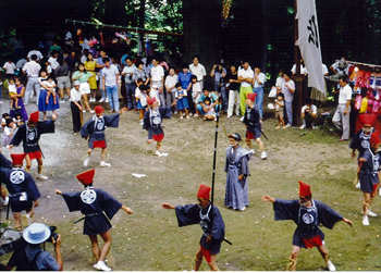 大宮諏訪神社狂拍子と奴踊り1