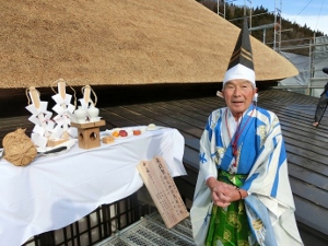 小谷村郷土館の屋根画像4