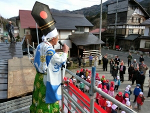 小谷村郷土館の屋根画像5